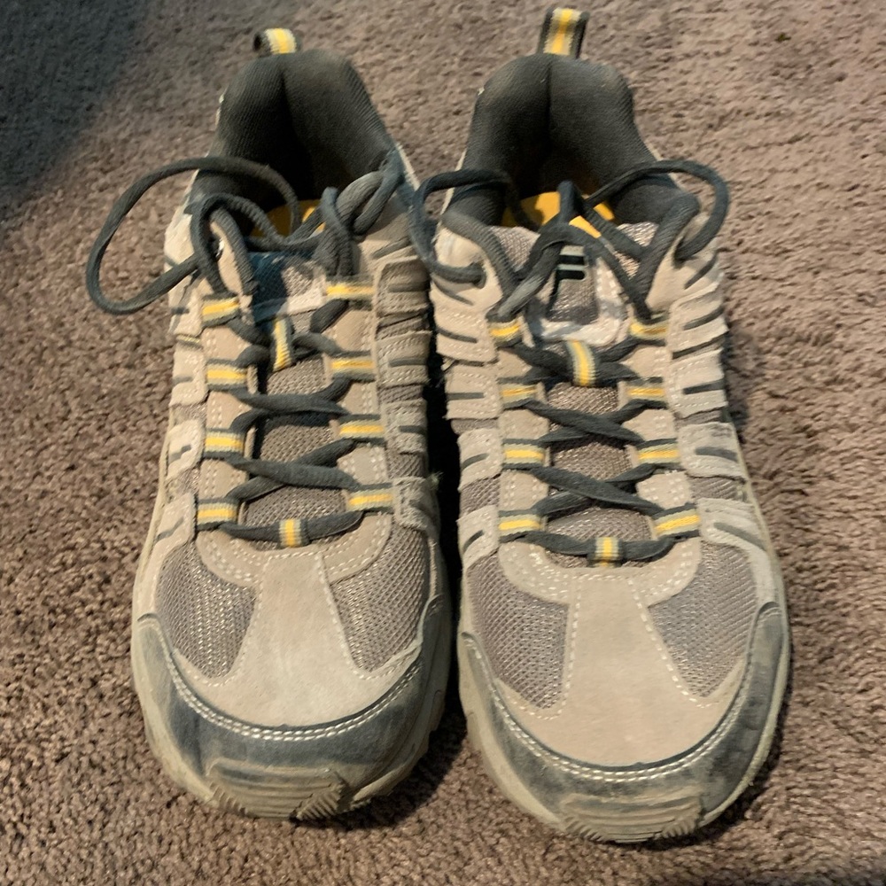 FILA hiking shoes
